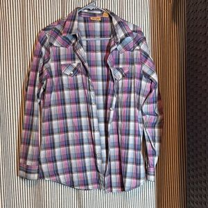 Women’s Wrangler western shirt